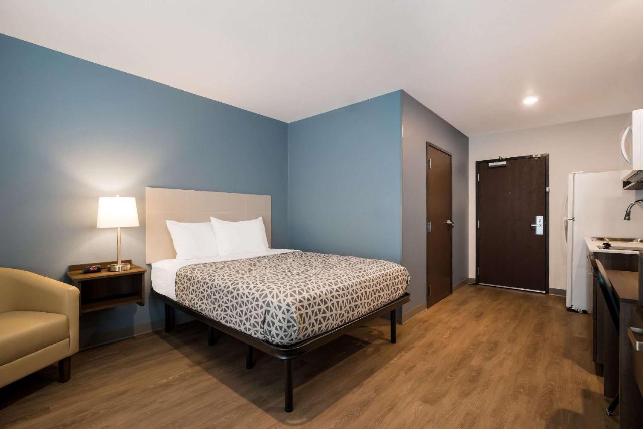Woodspring Suites Морено Вали Екстериор снимка