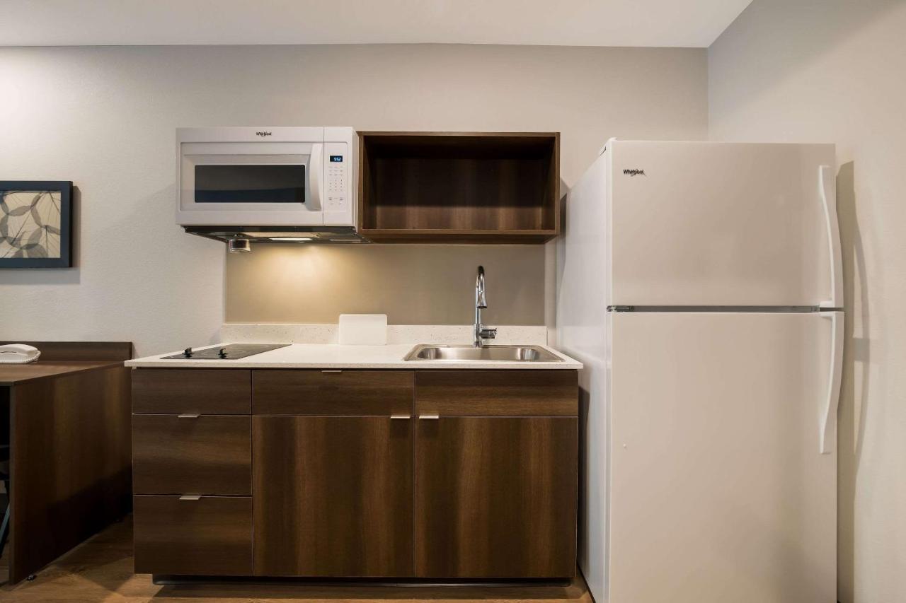 Woodspring Suites Морено Вали Екстериор снимка