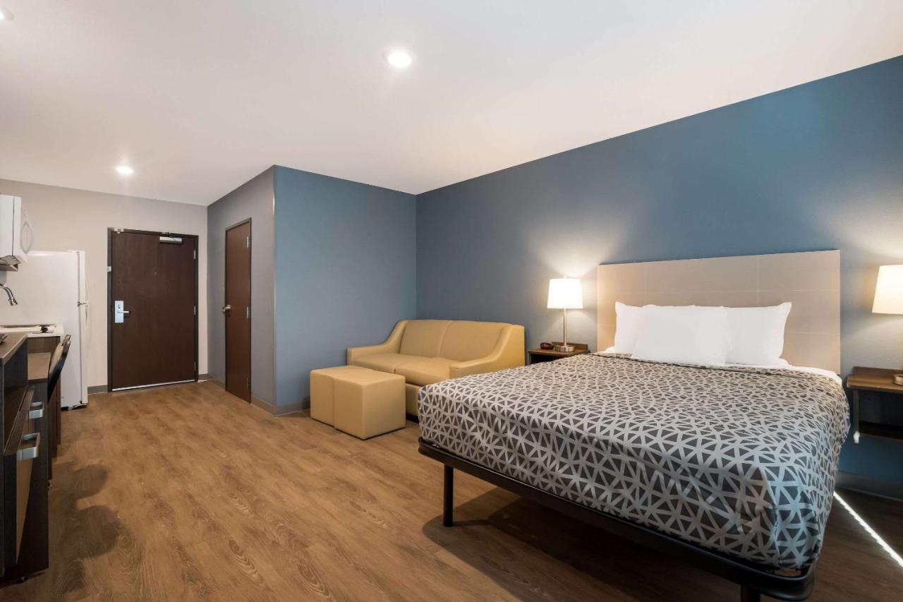 Woodspring Suites Морено Вали Екстериор снимка