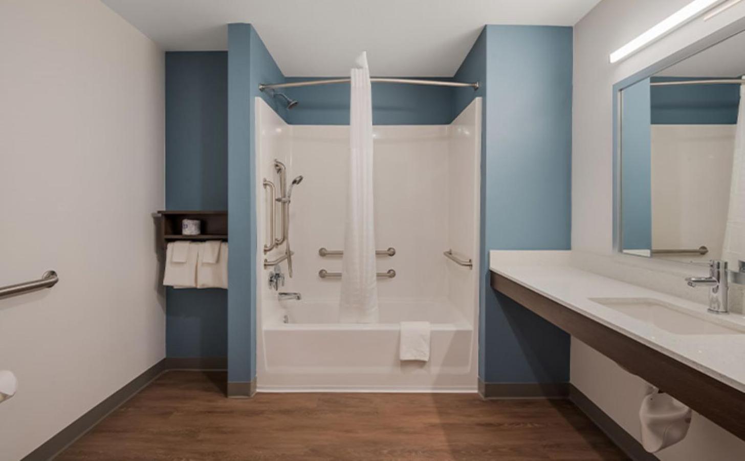 Woodspring Suites Морено Вали Екстериор снимка