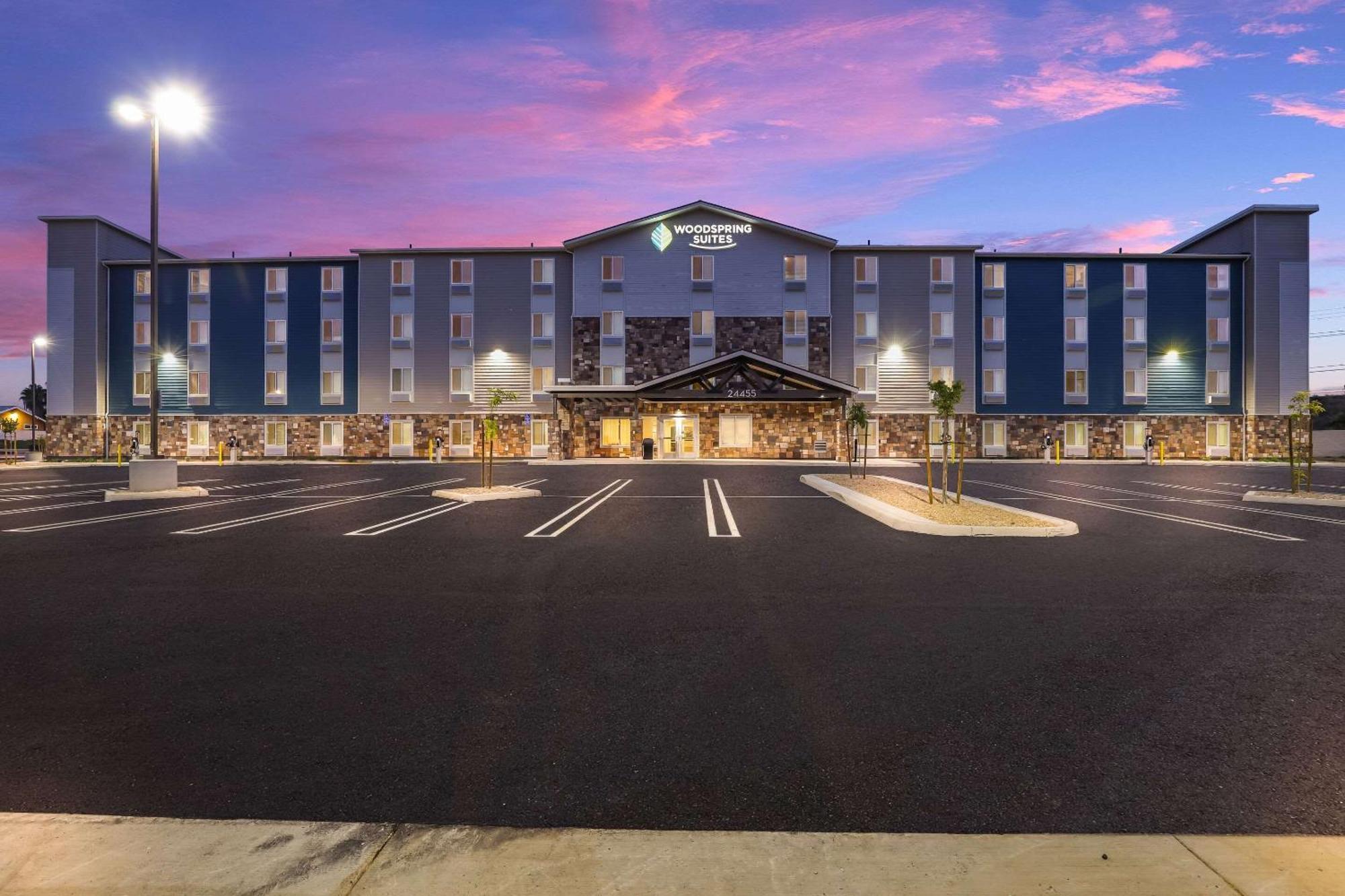 Woodspring Suites Морено Вали Екстериор снимка